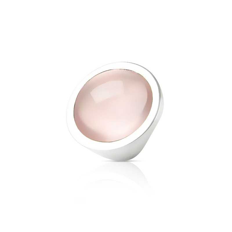 De zilveren roze kwartsring van de vrouw De zilveren roze kwartsring van de vrouw