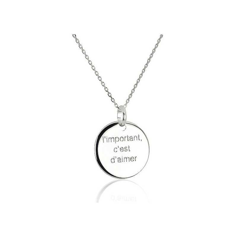 De douane ronde medailleketting van vrouwen De douane ronde medailleketting van vrouwen