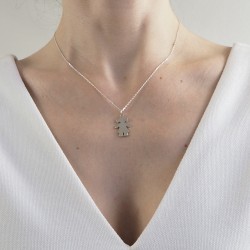 Collier personnage fille argent personnalisé femme