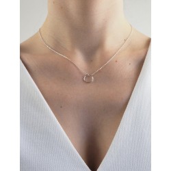 Women's silver circle necklace