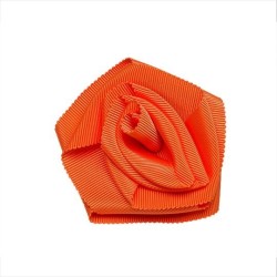 Broche tissus fleur rose femme