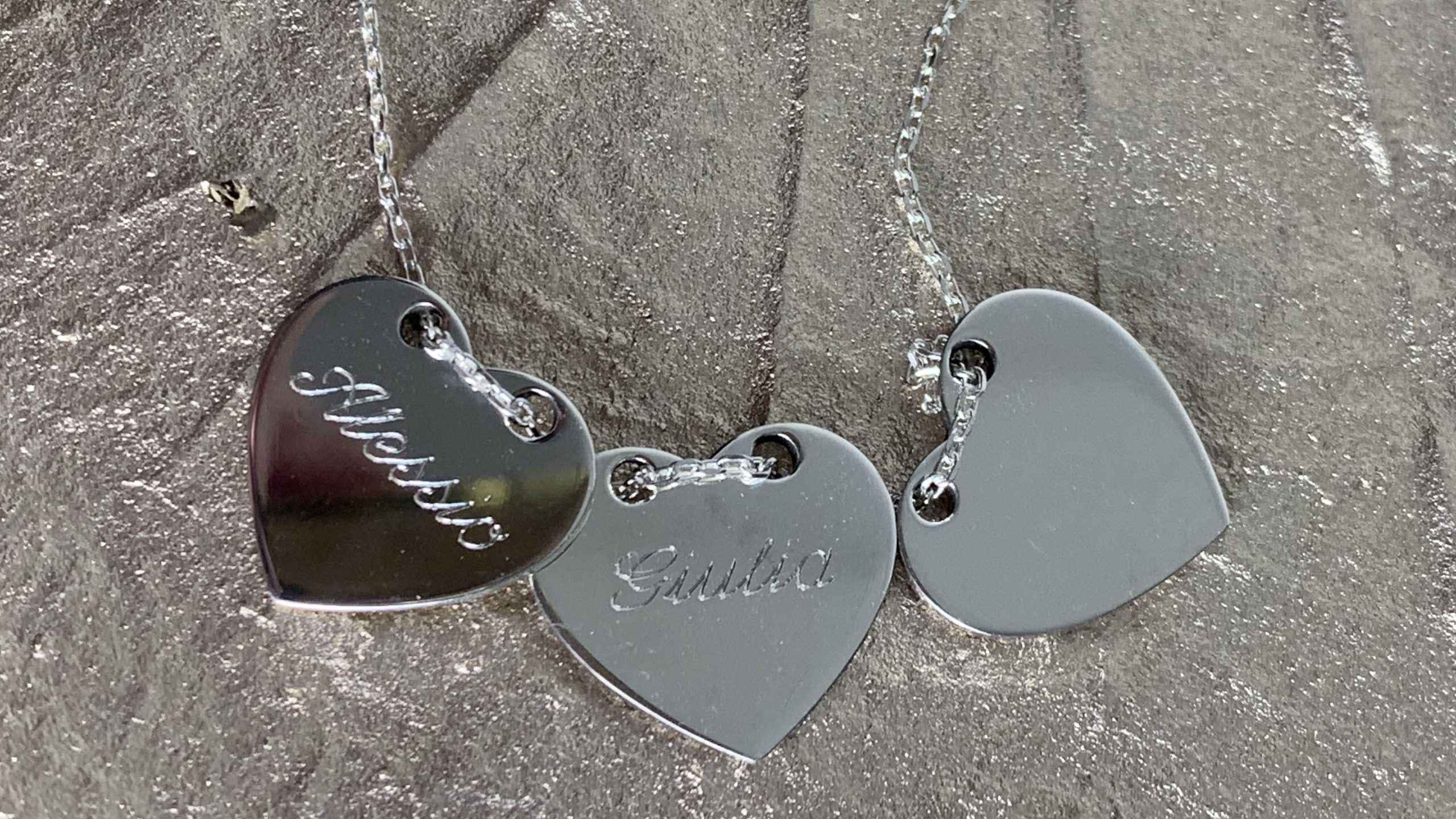 collier gravé argent