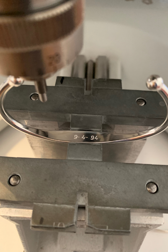 Gravure van de stoeprand voor heren