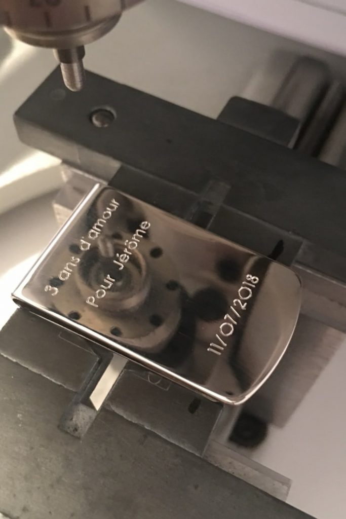 graveren van herenjuwelen geldclip