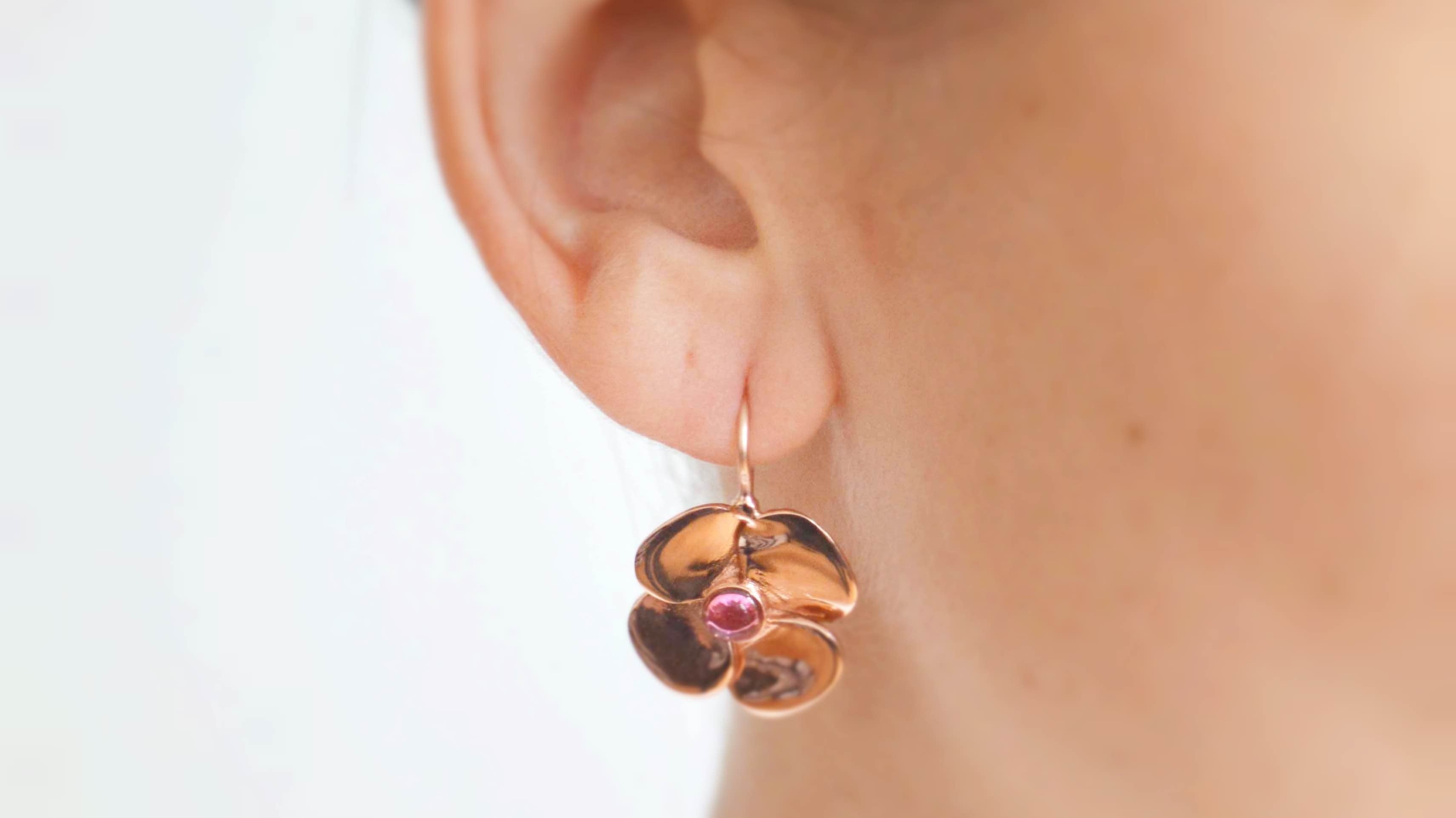 Boucle d'oreille fleur