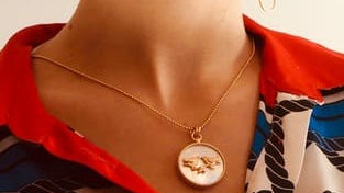 Bijouterie Herstal : Collier à personnalisé en or femme 