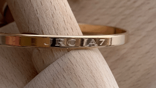 bijouterie Bilzen : Bracelet en jonc en or personnalisable ado