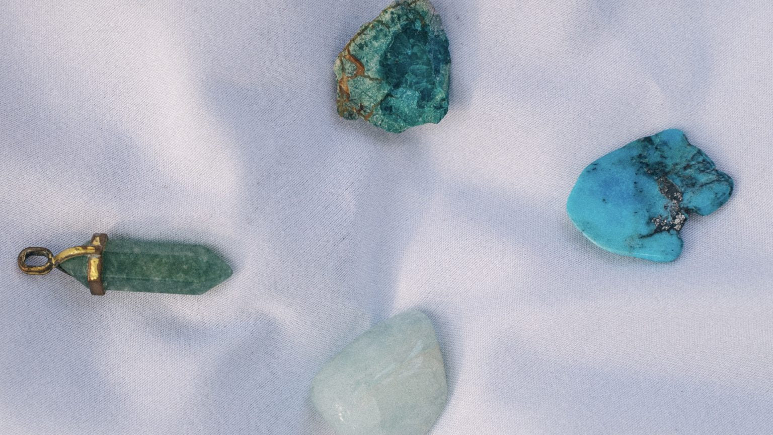 Vous avez une envie de voyager? Alors découvrez notre bracelet argent barrette turquoise femme