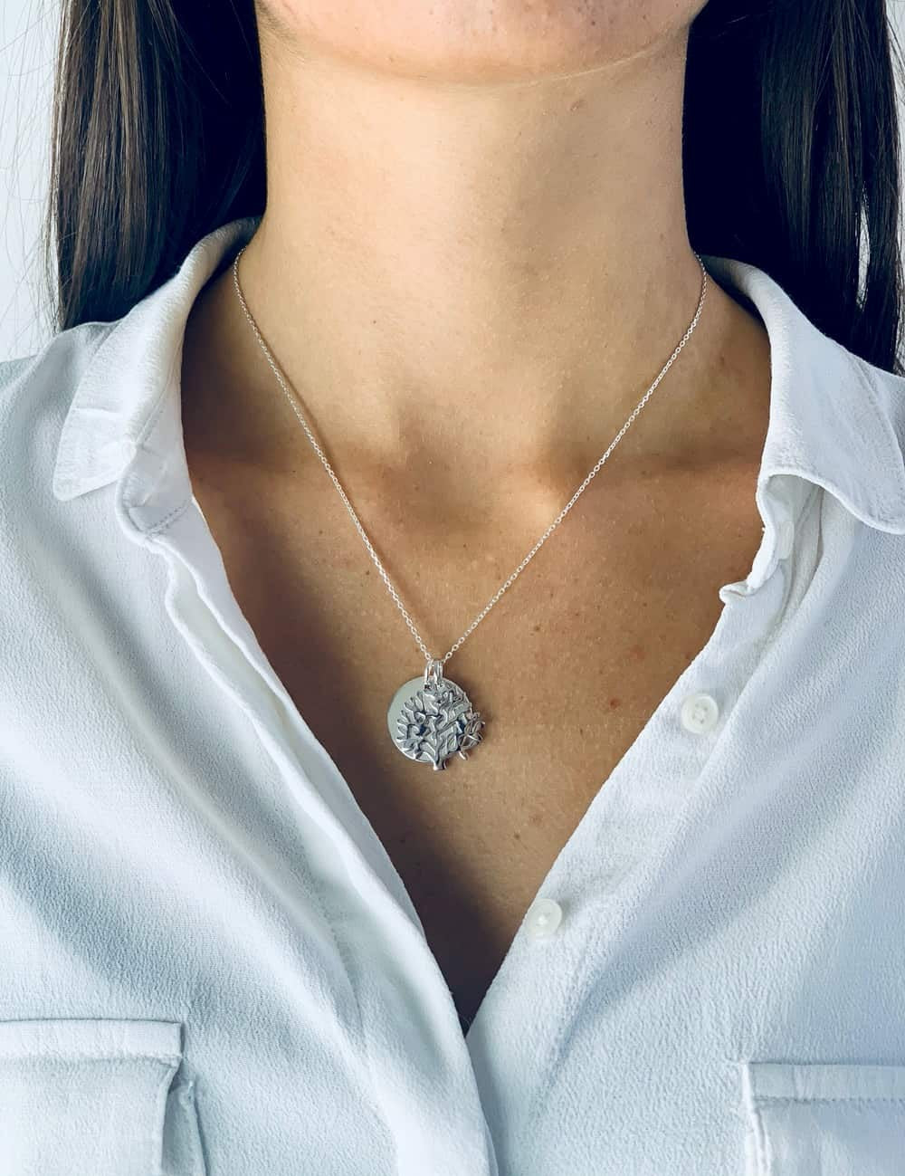 Collier médaille arbre de vie personnalisable femme 20mm