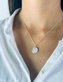 Collier médaille ronde argent gravure femme 15 mm