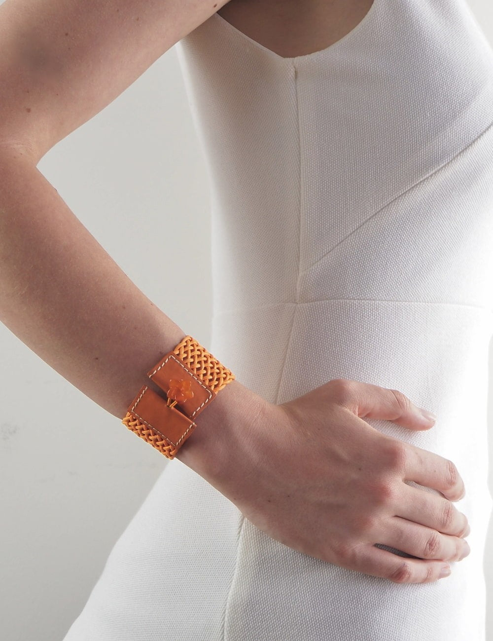 Bracelet manchette cuir tressée femme