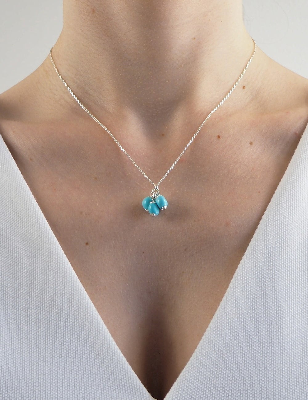 Collier grappe turquoise femme