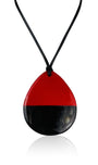 Collier goutte résine laquée de couleur rouge