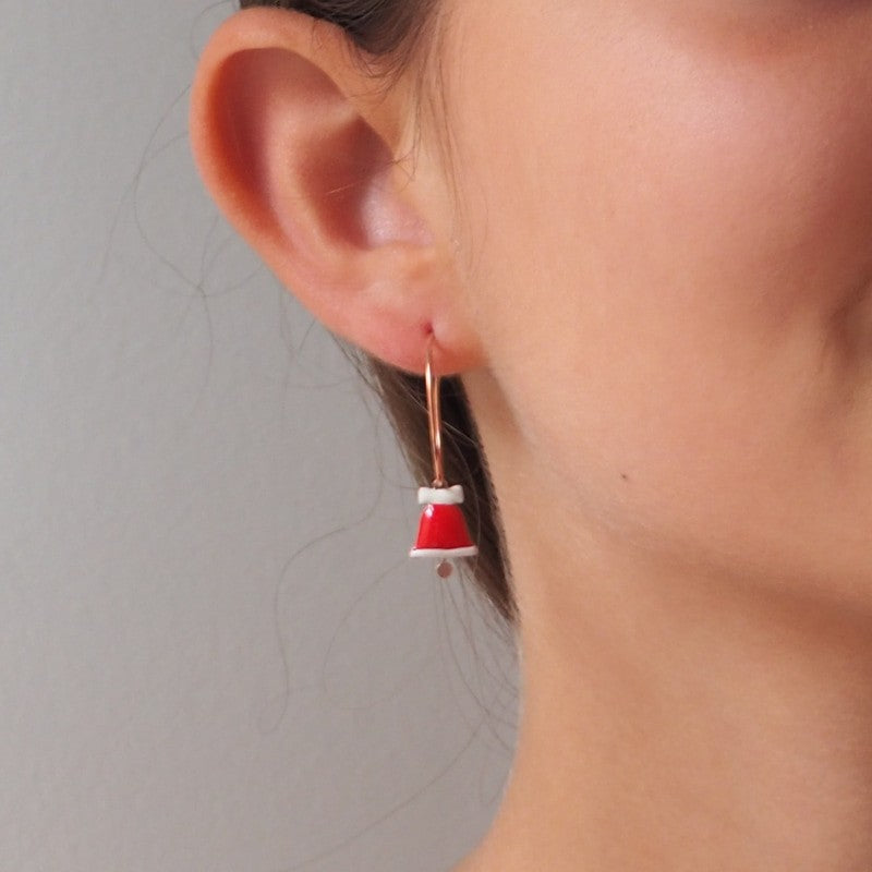 Emaille oorringen met kerstbelletjes voor tieners