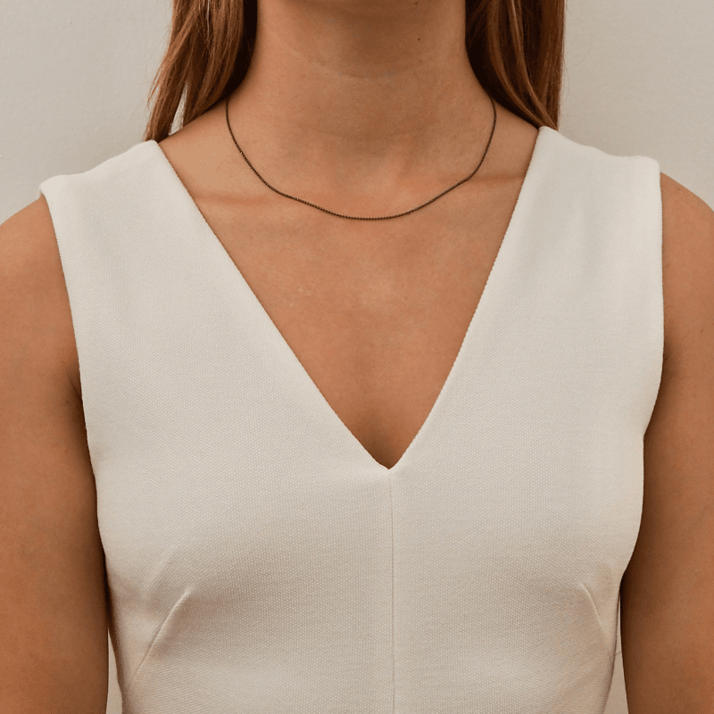 Collier boule femme rhodié noir argent massif porté