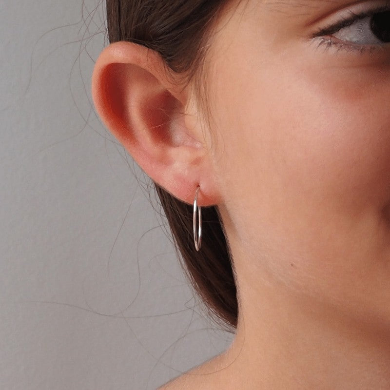 Créoles fines argent massif enfant