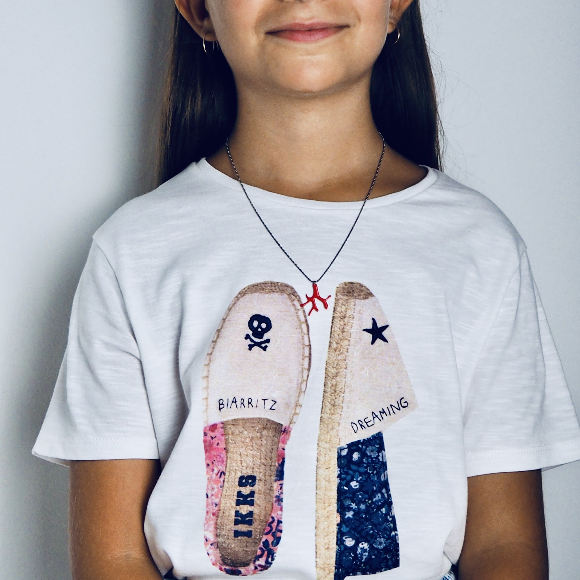 Pendentif corail rouge émail enfant vermeil