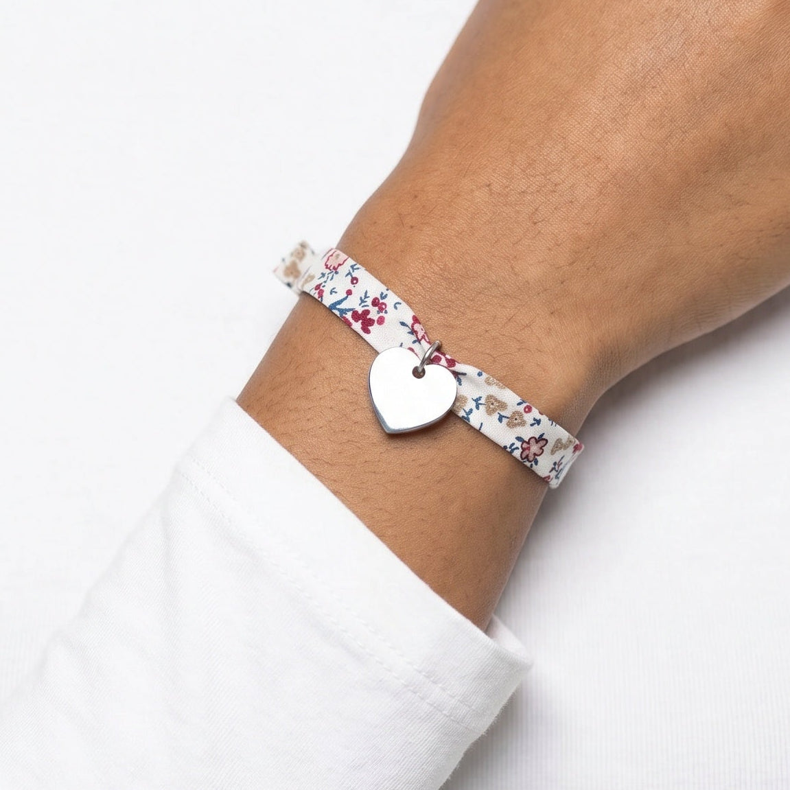 Personalized silver Liberty heart bracelet for children