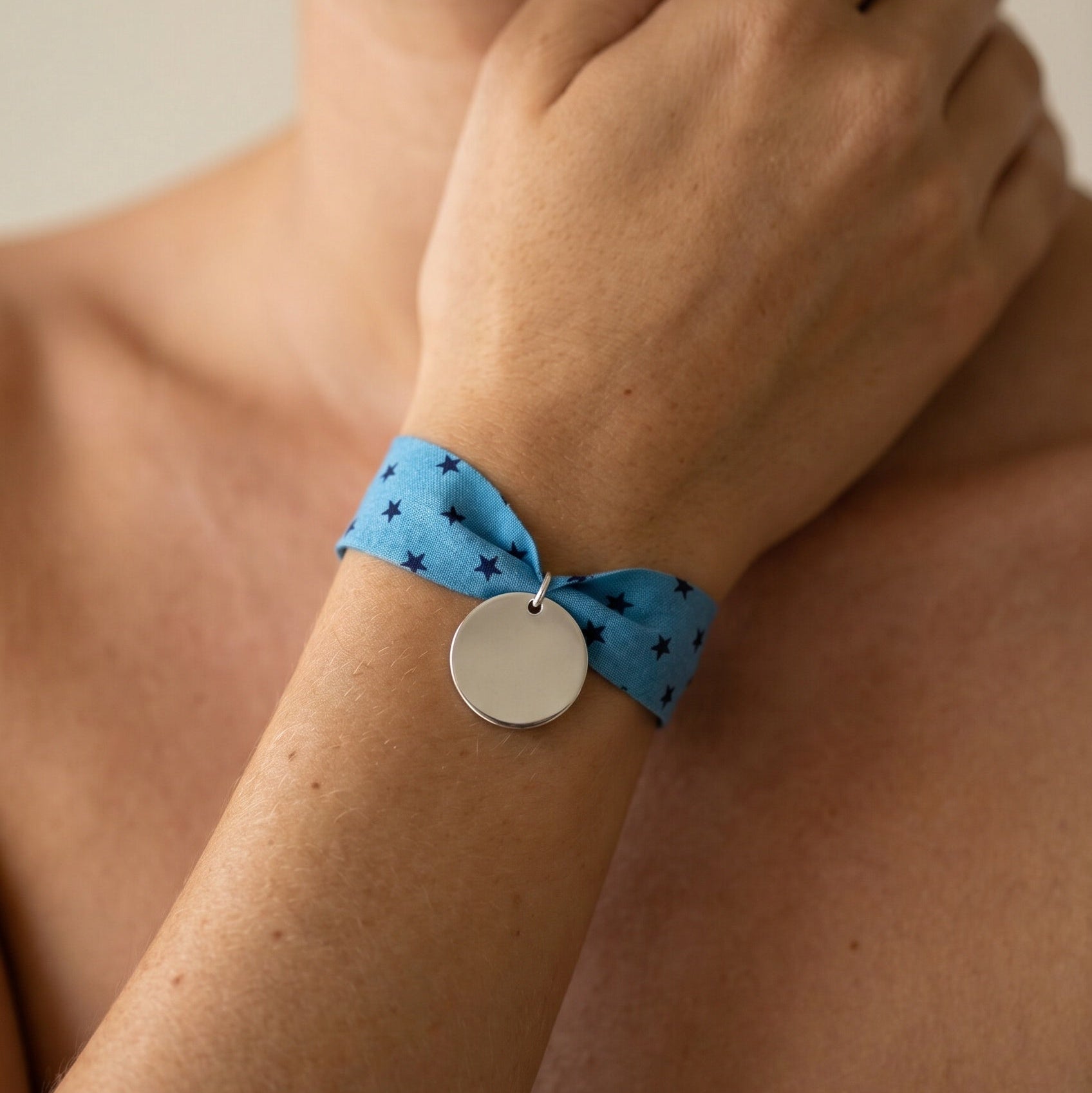 Bracelet Liberty large médaille à graver 20mm femme
