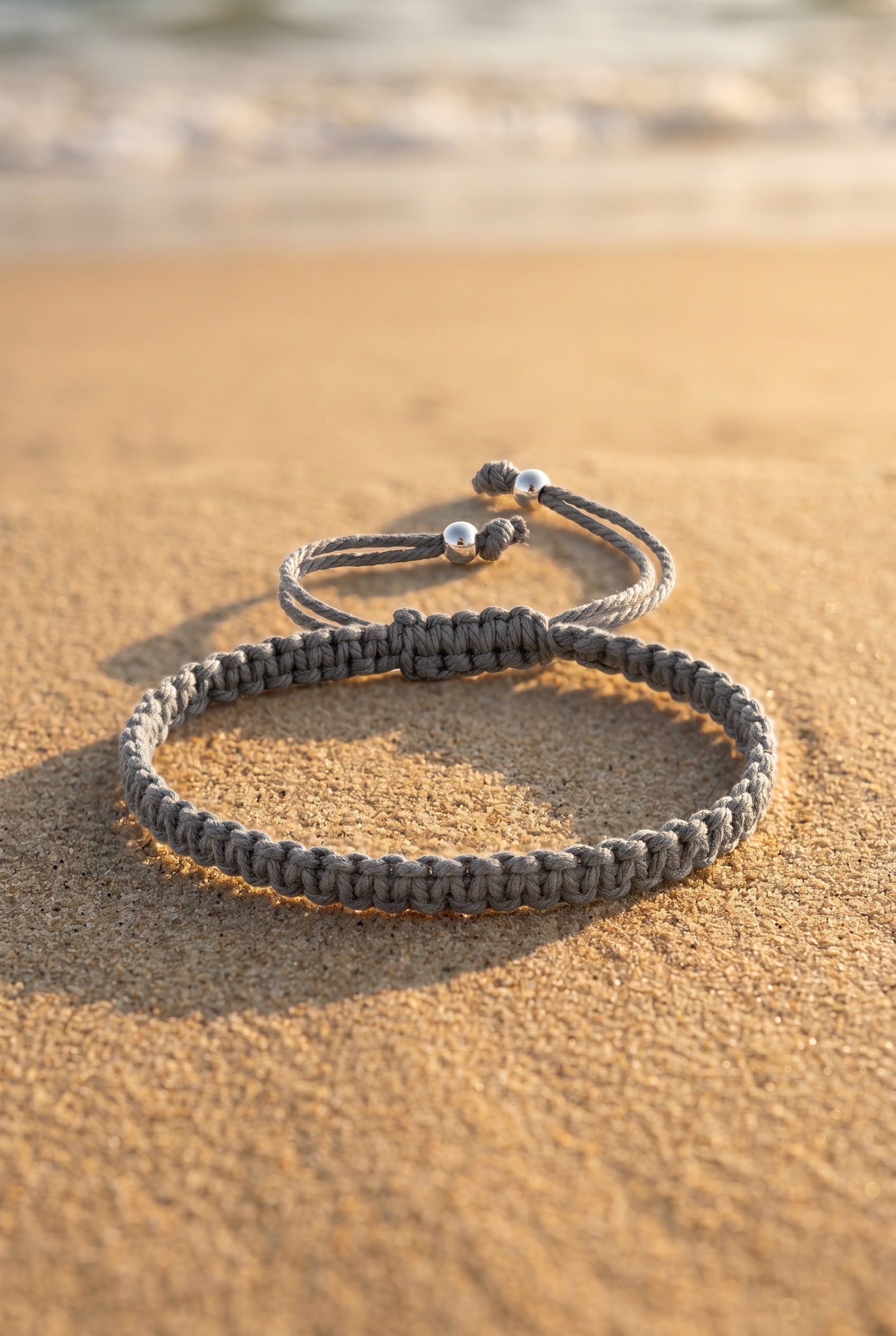 Men's macramé bracelet