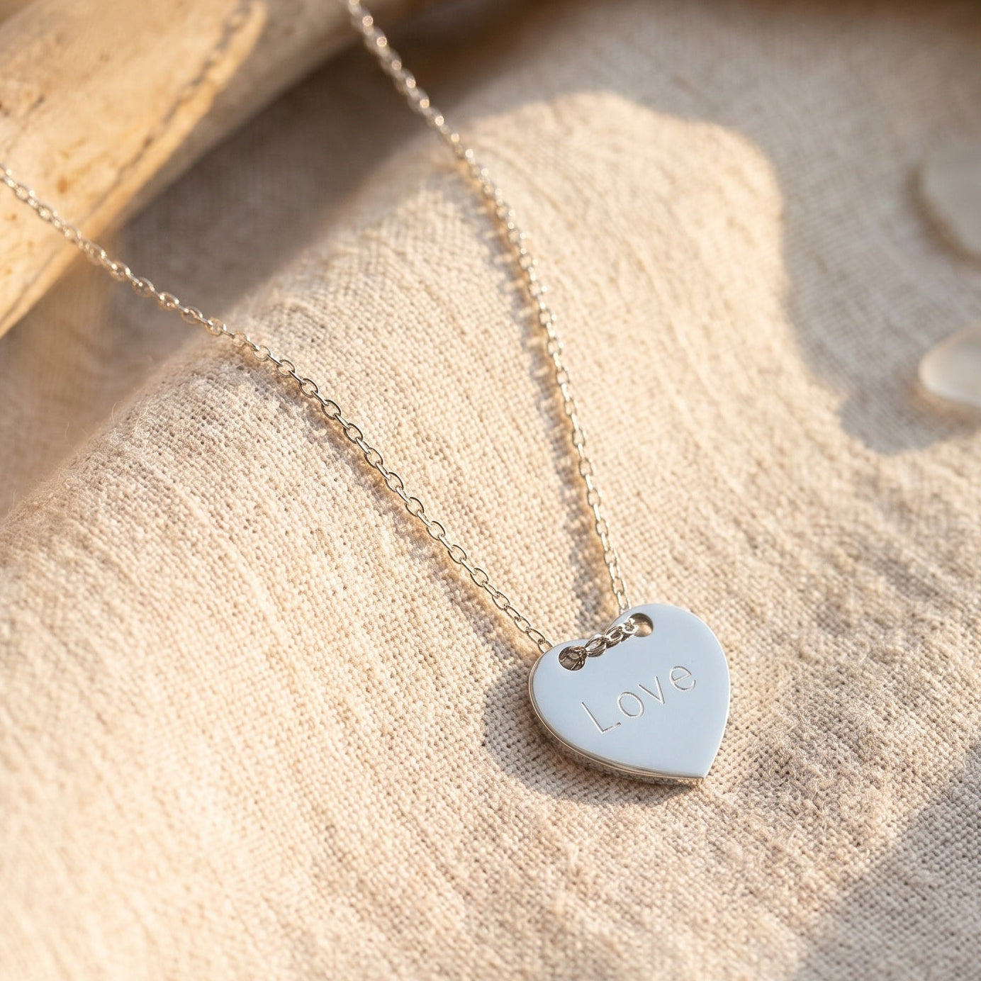 Gepersonaliseerde zilveren hartvormige ketting voor vrouwen
