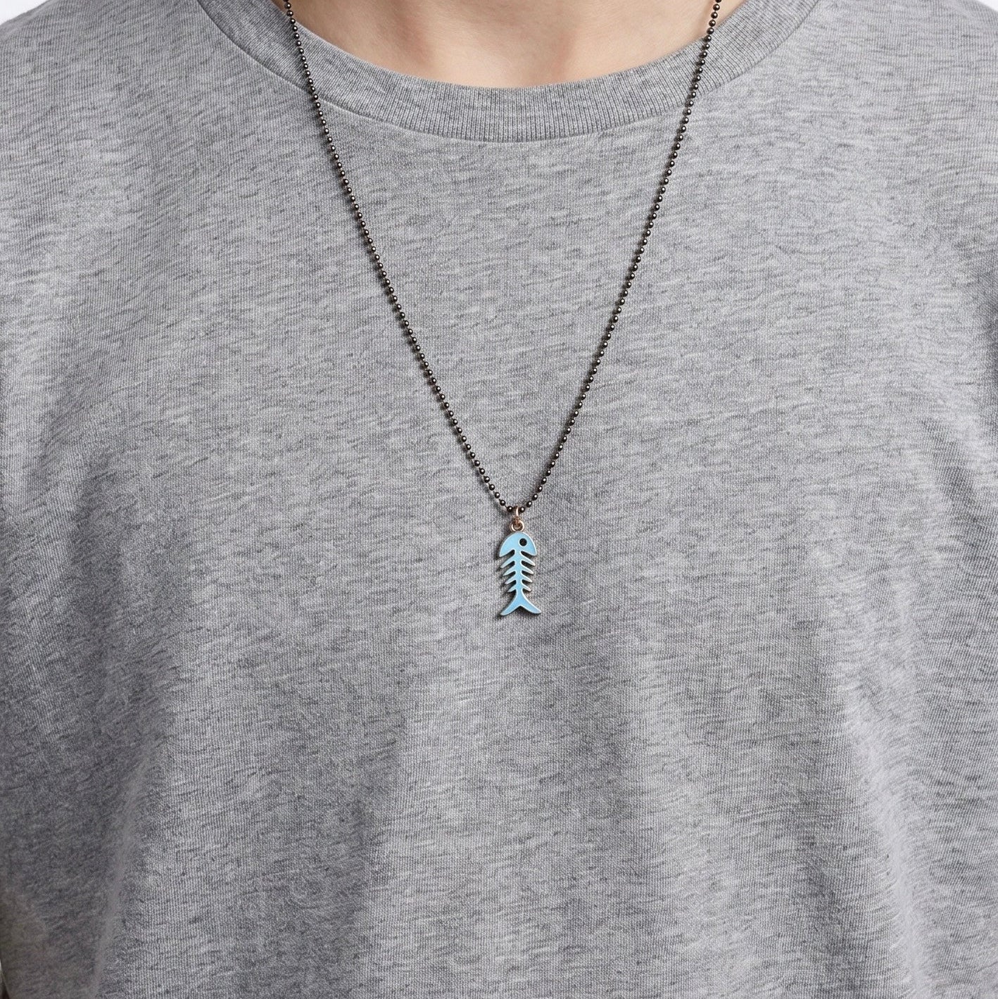 Collier poisson émail argent sterling jeune homme