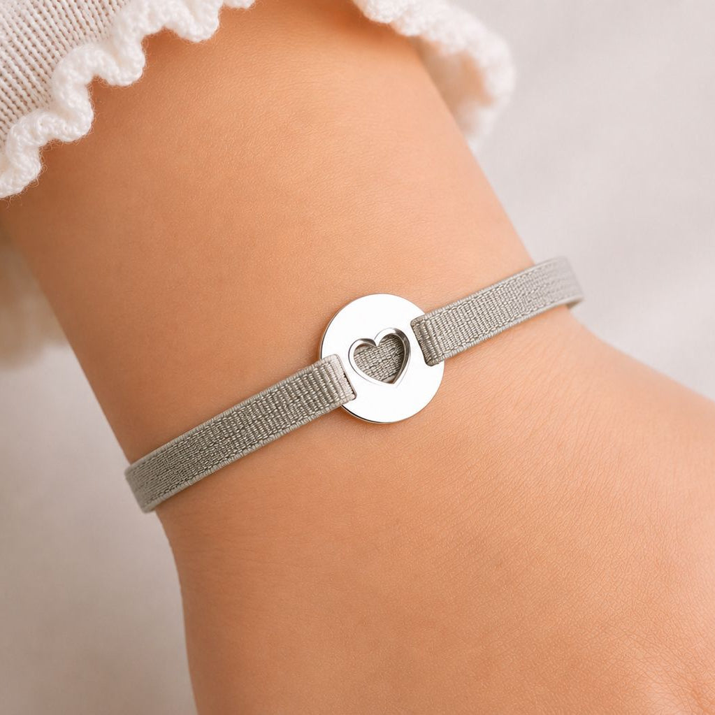 Personalized heart medal bracelet for children