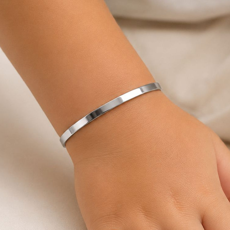 Children's silver open bangle bracelet for engraving